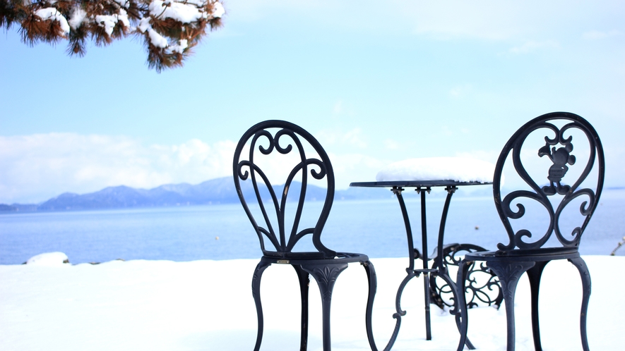 琵琶湖を眺めながら、ゆっくりお過ごしください。