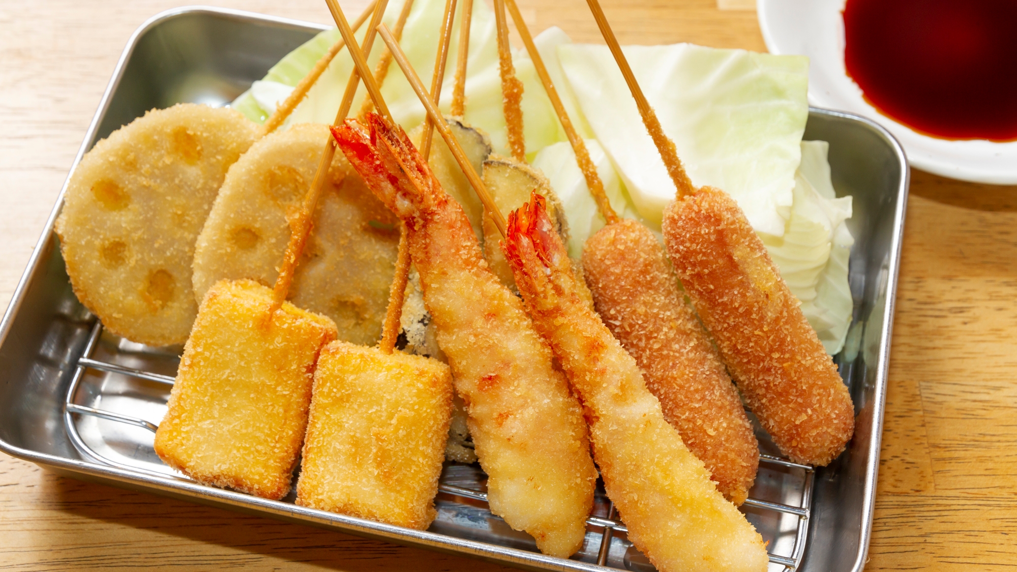 ホテル近くで串カツを堪能！※イメージ