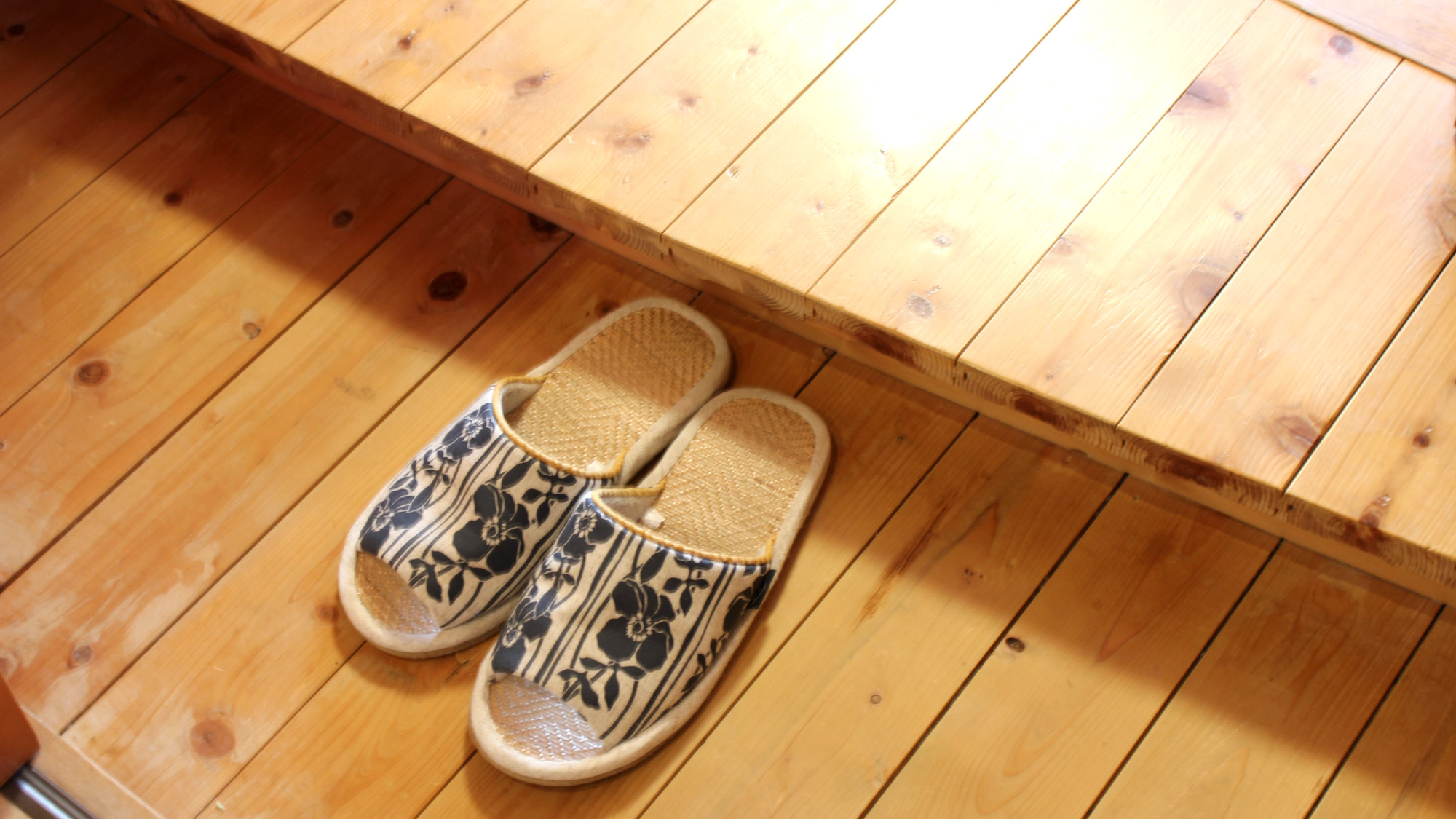 *【和室共通】スリッパは入り口にてお脱ぎください♪