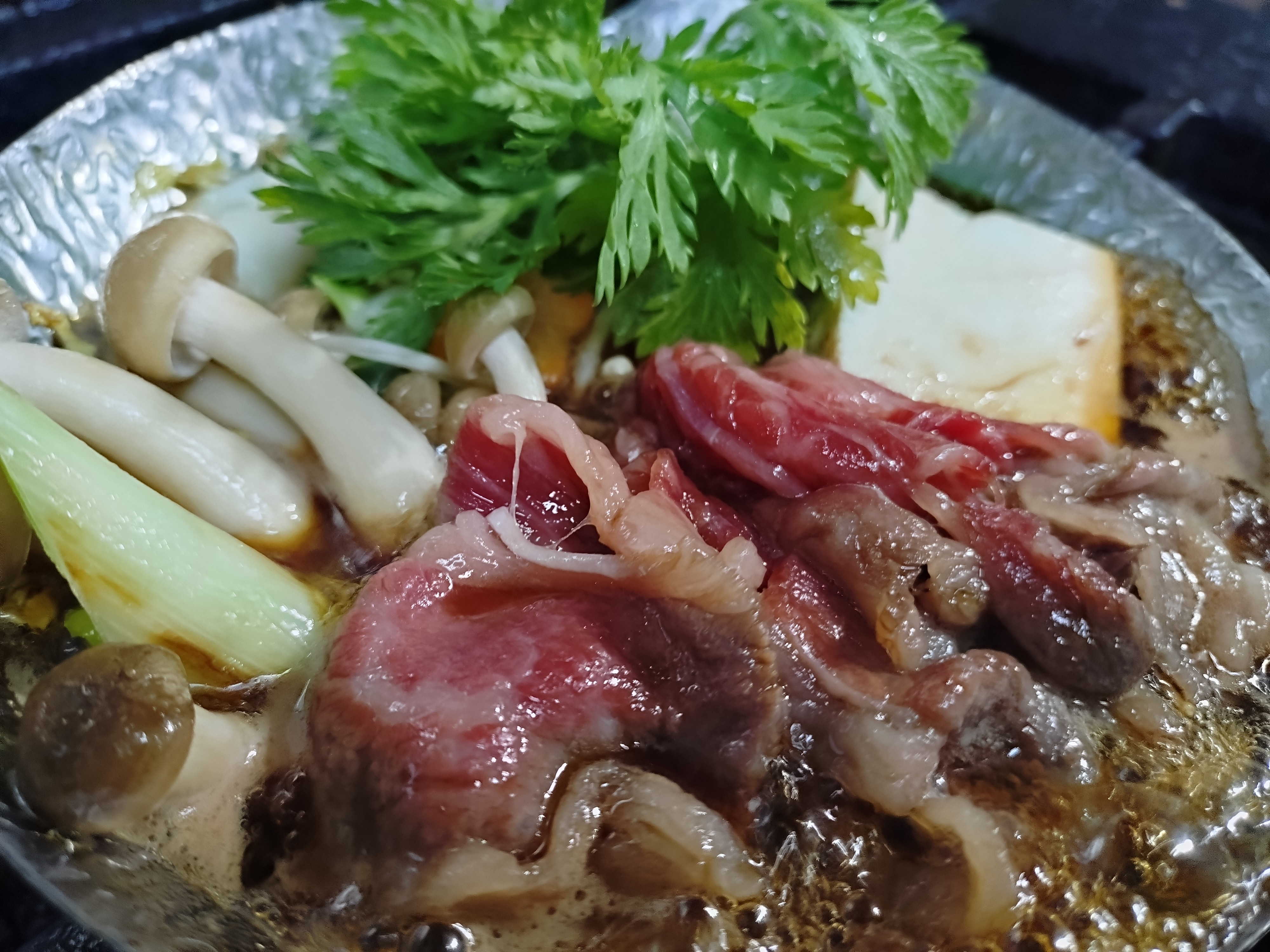 【すき焼き＆手打ち蕎麦コース】甲州ワインビーフ「ロース部位」のすき焼き