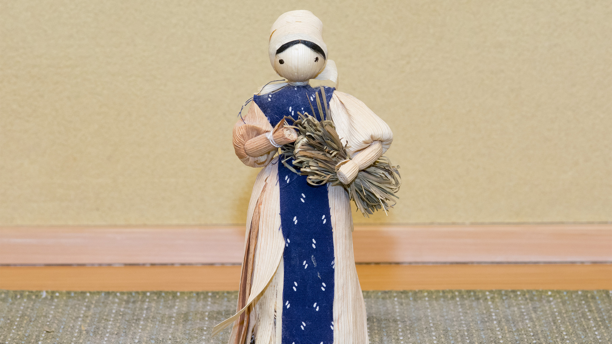 ・【インテリア】可愛らしいスロヴァキアのコーン人形が飾っております