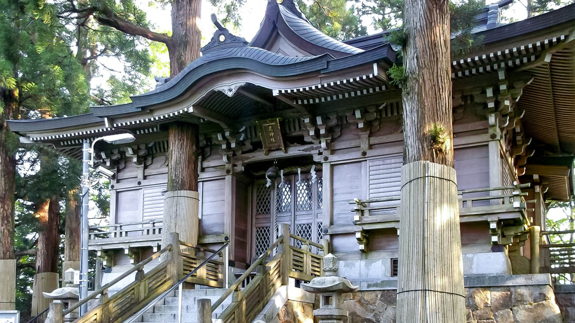 ・【周辺観光】日本三大荒神の一つ、立里荒神社参拝へのアクセスも◎