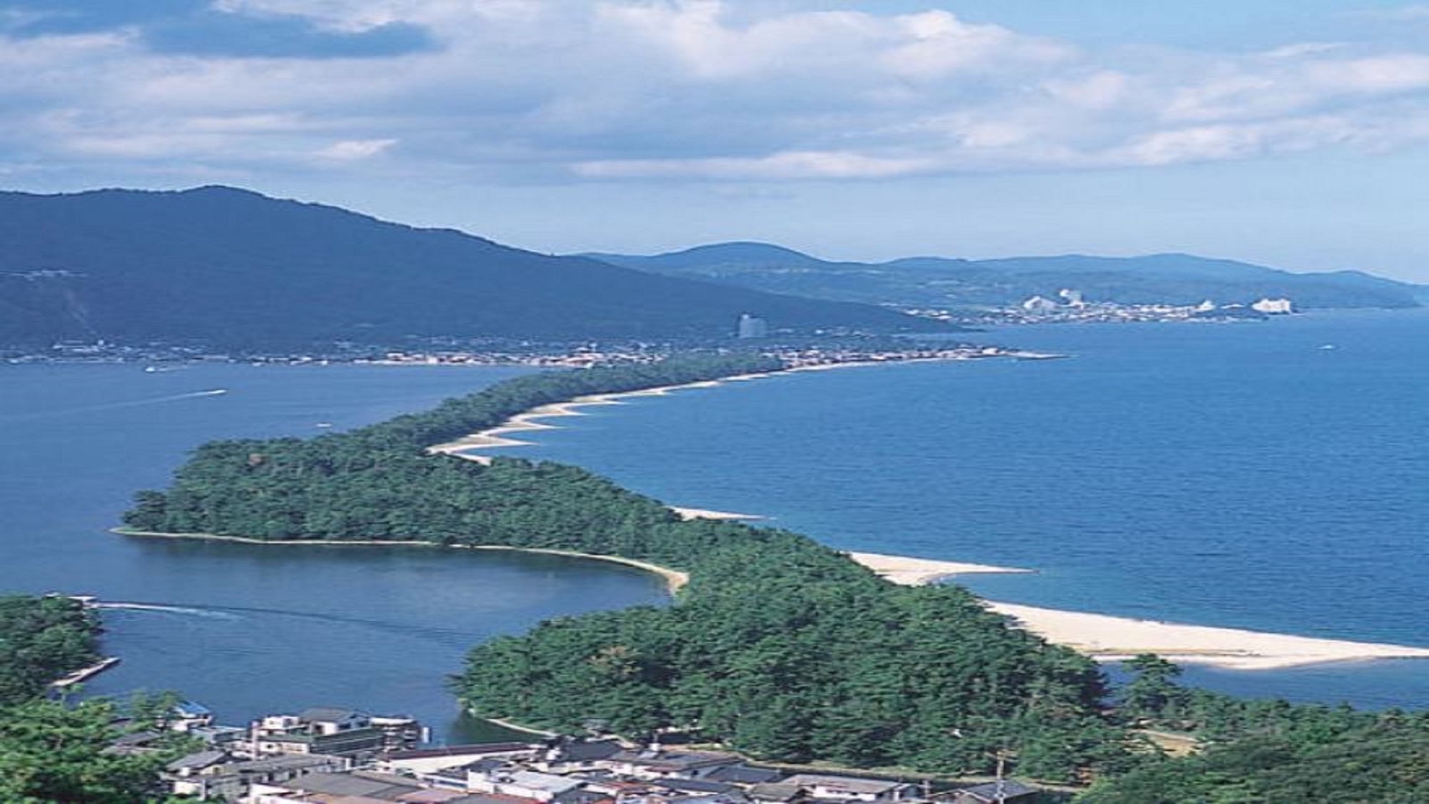 【期間限定】学生におすすめ♪3名以上で20％OFF！お得な泊食分離プラン《素泊まり》