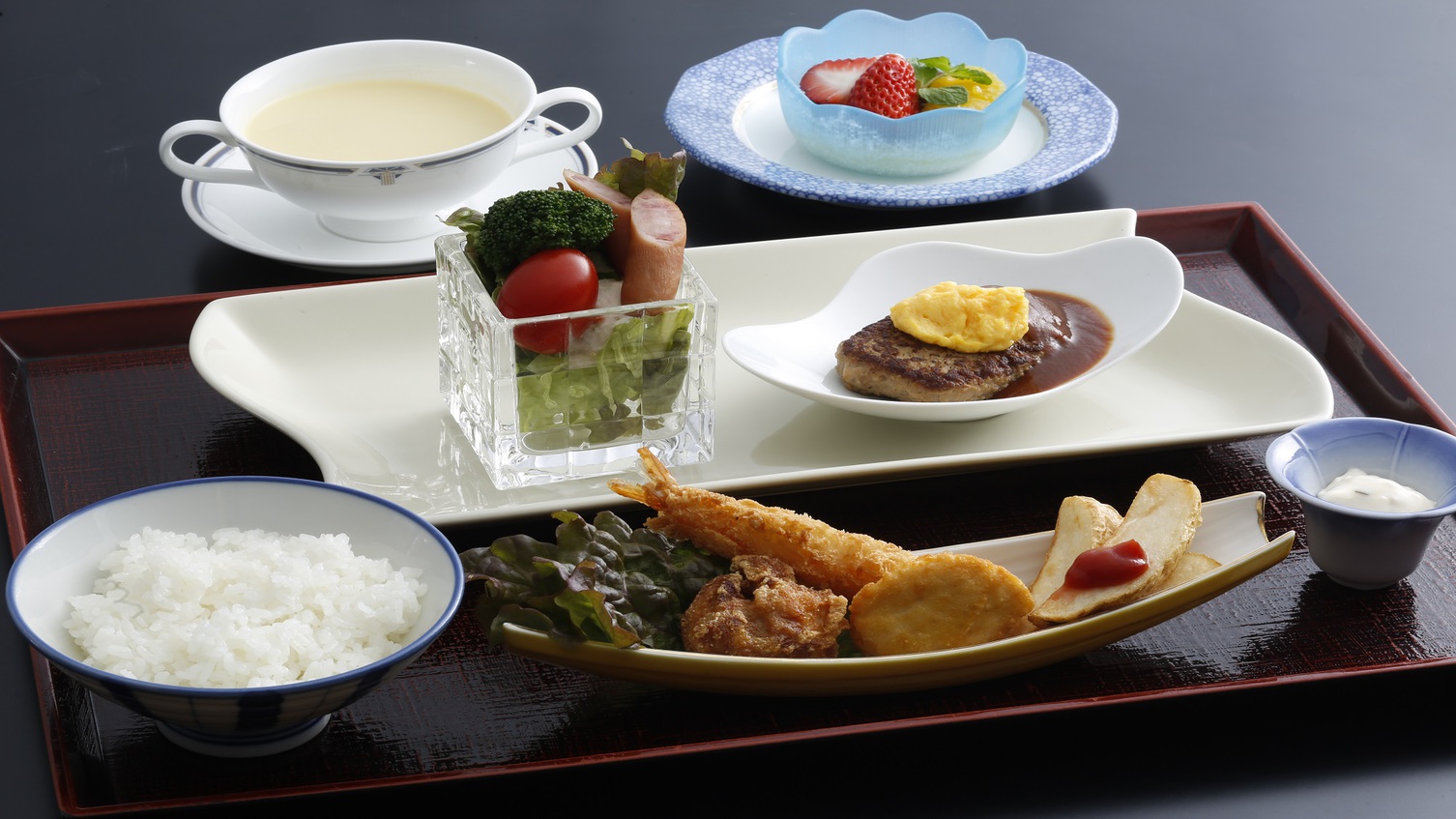 【直前予約限定】【夕食17：00】お手頃なボリュームのご夕食●カジュアルプラン《2食付き》