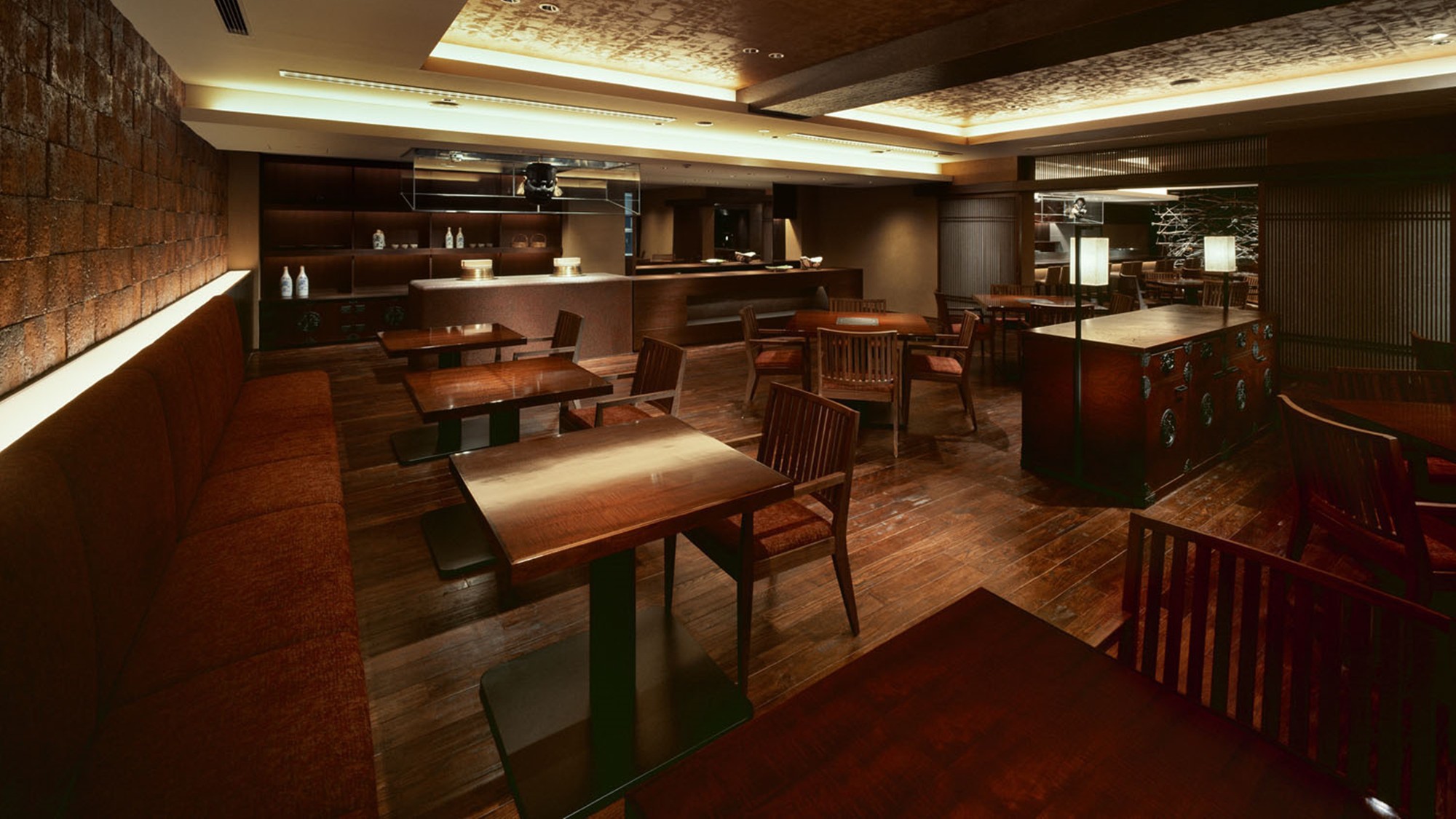 ■レストラン「竈神」