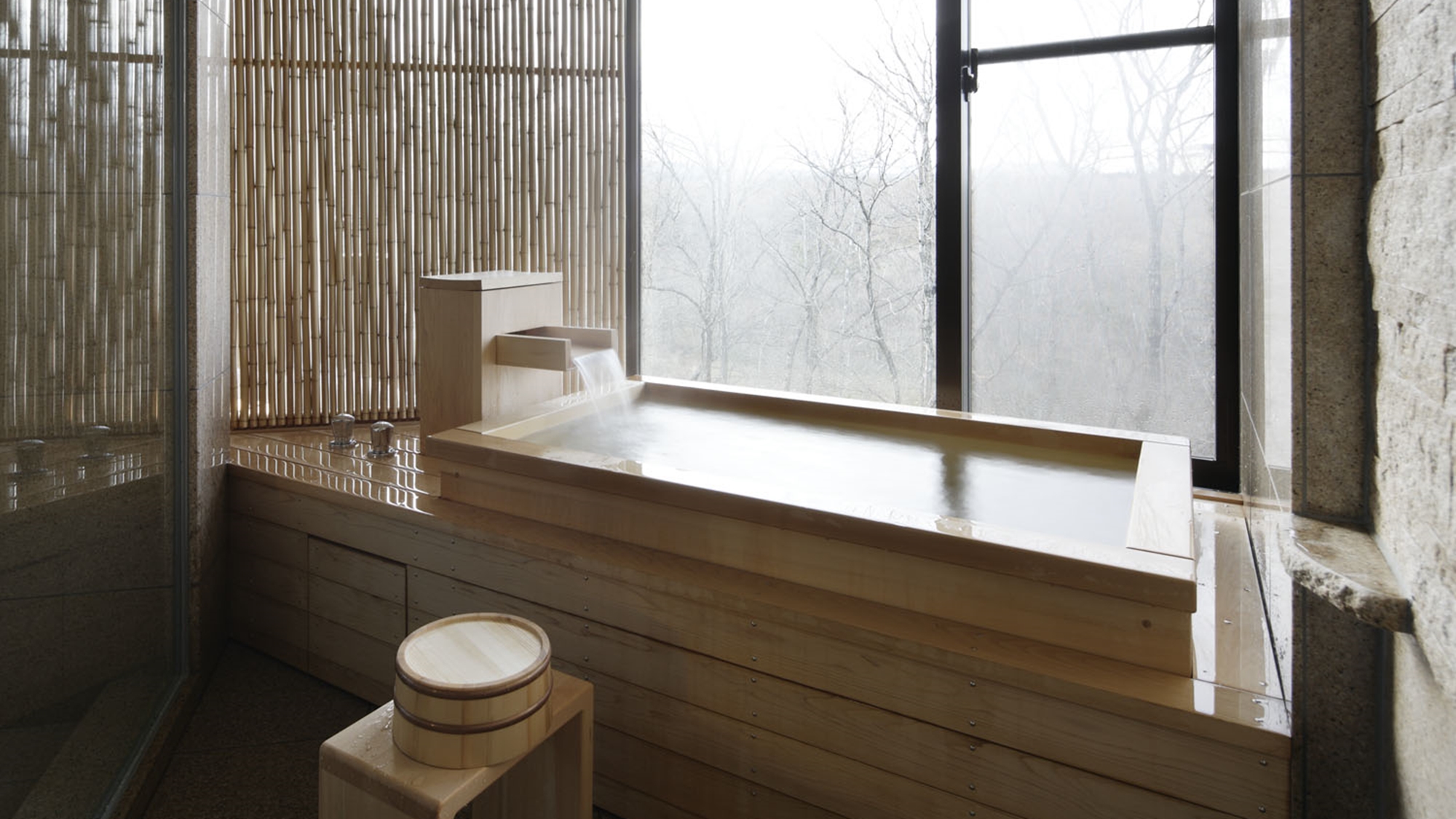 ■パノラマビュースイート／１００．８平米