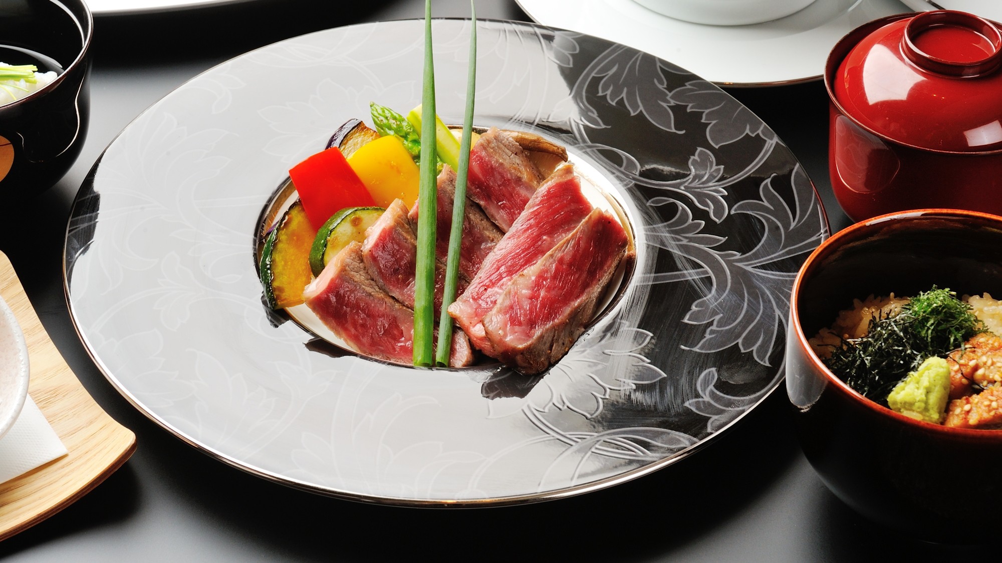 ■季節の懐石料理（一例）