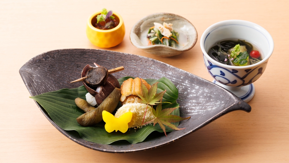 【一人旅】温泉でほっと和む、気ままなひとり旅（会席料理）