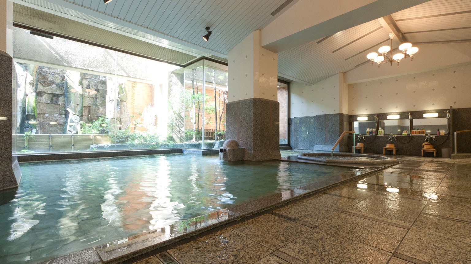 【素泊まり】22時迄チェックインOK！2ヶ所の大浴場で温泉を満喫・金沢や福井への観光（食事なし）