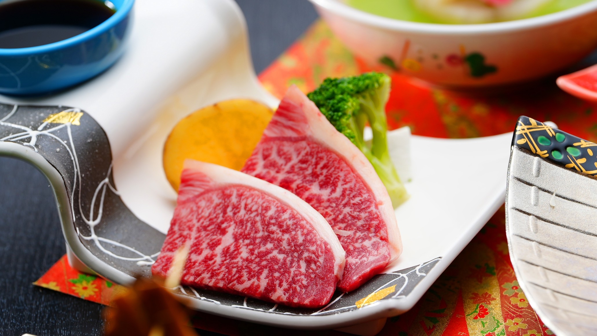 【4月〜6月お日にち限定】【量少なめ】〜春風感じる至福温泉〜鯛茶漬けや黒毛和牛を味わうカジュアル会席