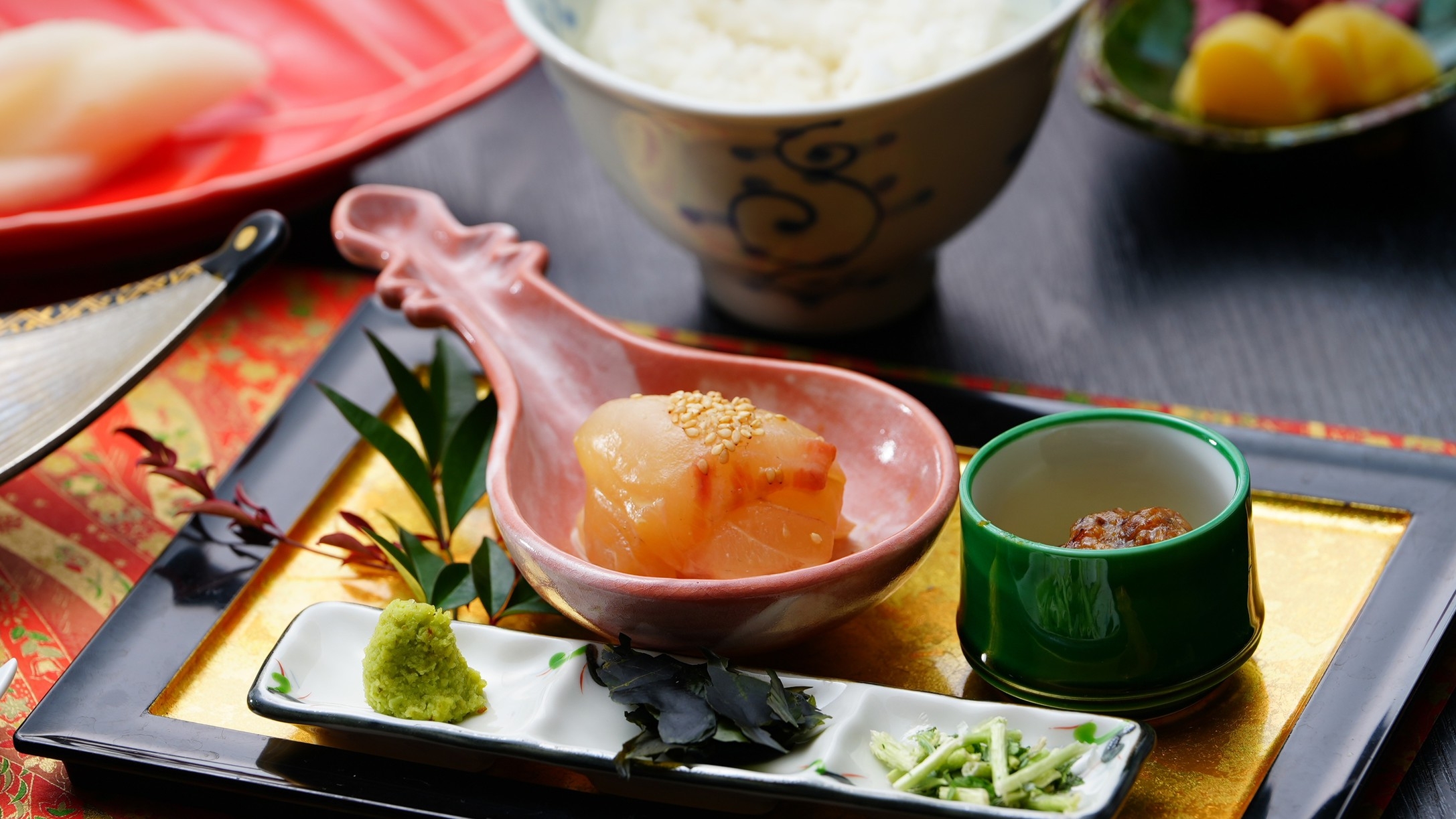 【4月〜6月お日にち限定】【量少なめ】〜春風感じる至福温泉〜鯛茶漬けや黒毛和牛を味わうカジュアル会席