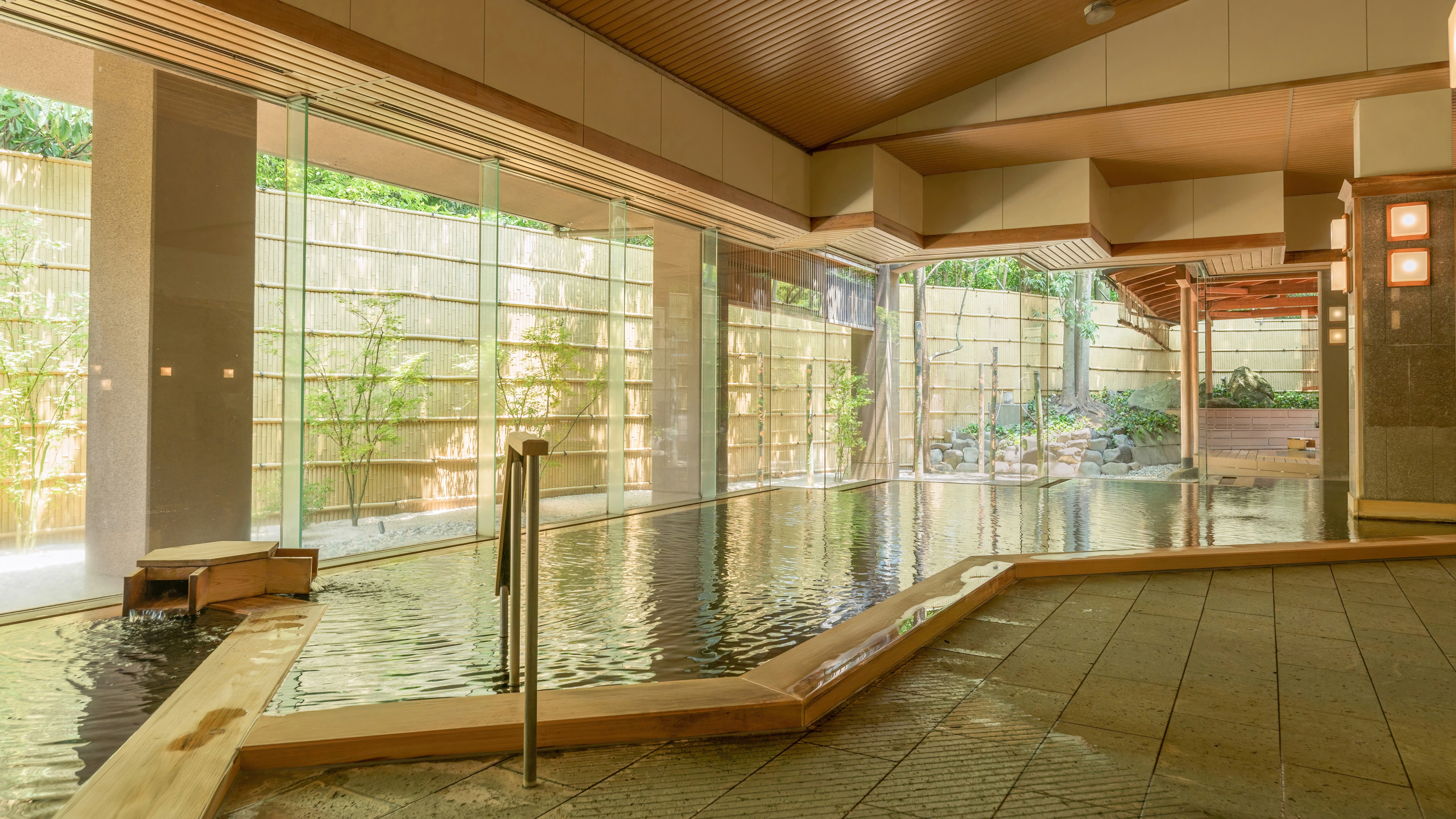 【２０２５年リニューアル】檜の湯