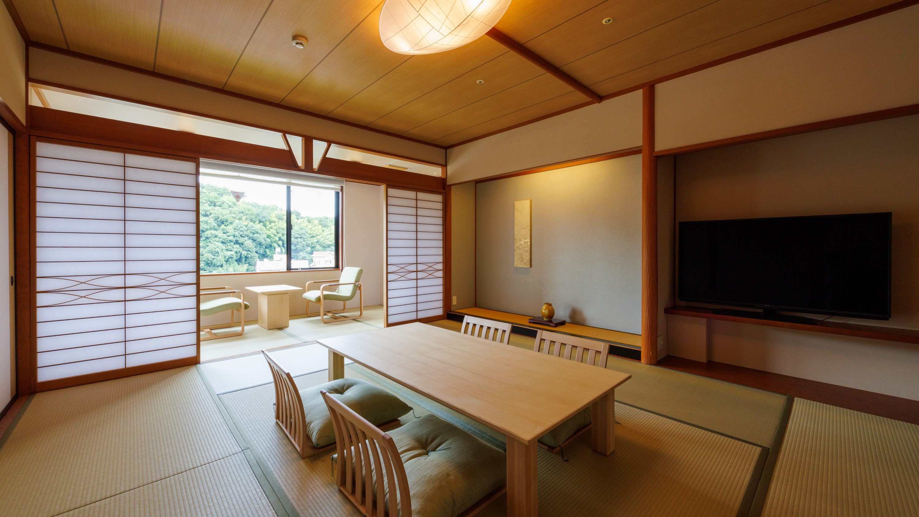 【2025年7月改装】和室レイクビュースイート