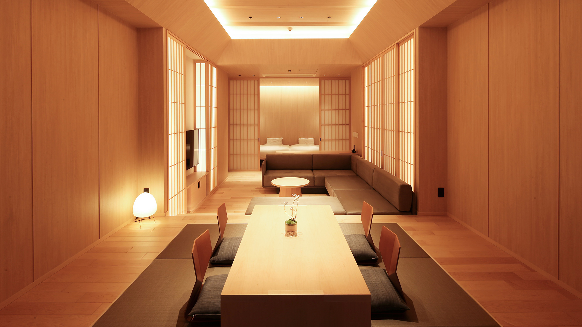 ・【客室かわみ】旅館のおもてなしとホテルのプライベート性が融合した和モダンな温泉宿です