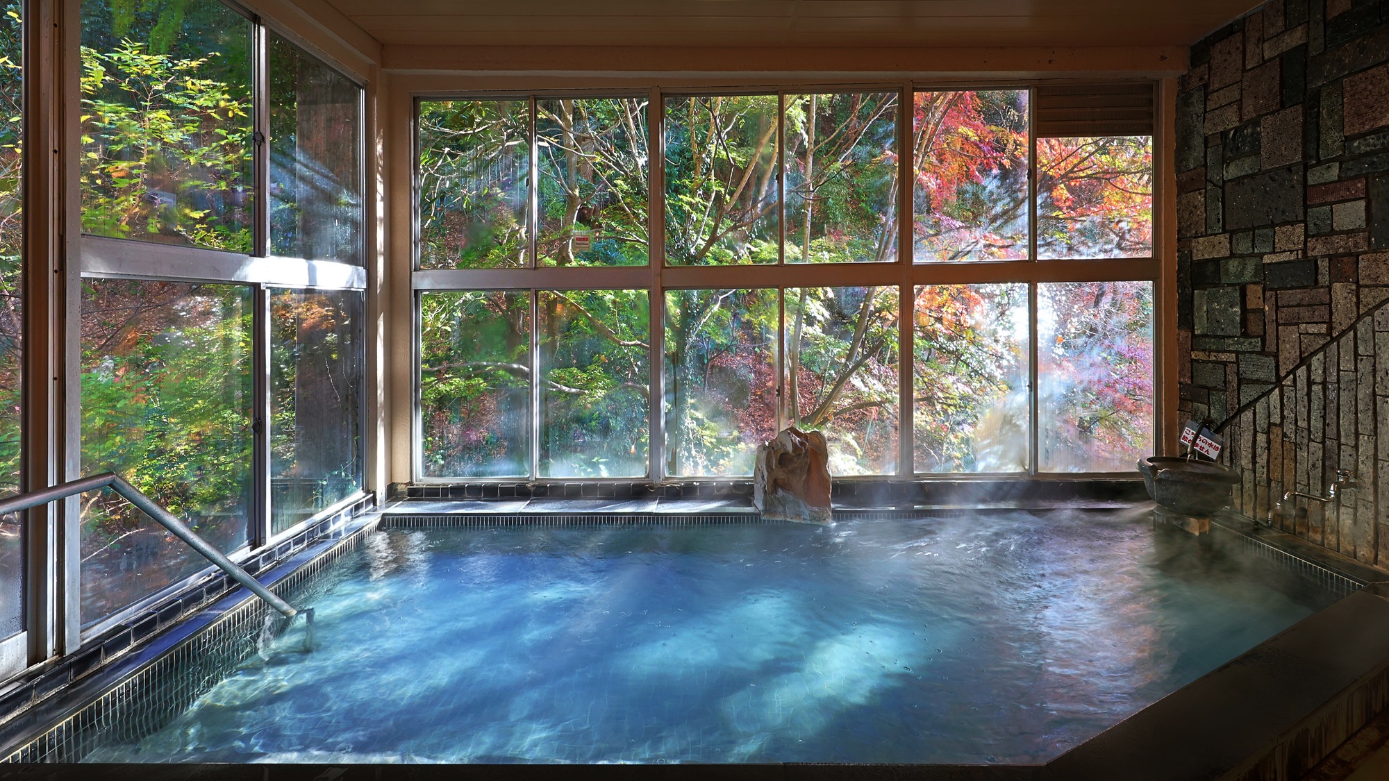 「千寿の湯」男湯（内湯）