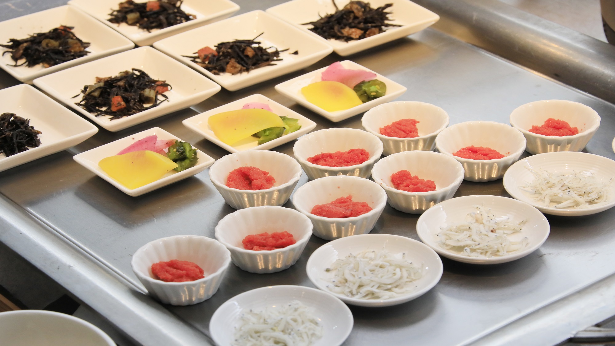 朝食 (時期により内容が変更となります)