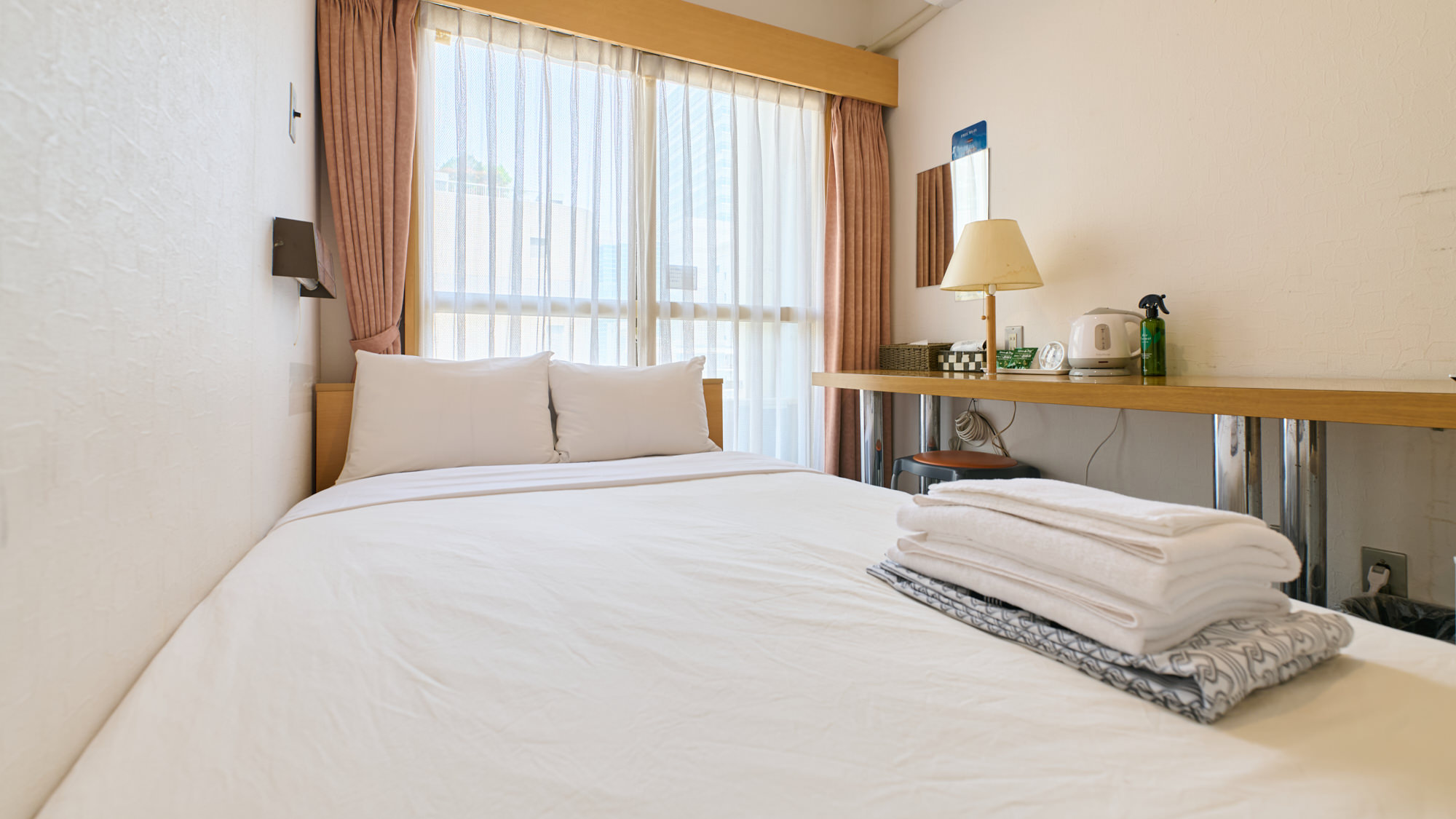 セミダブルルーム