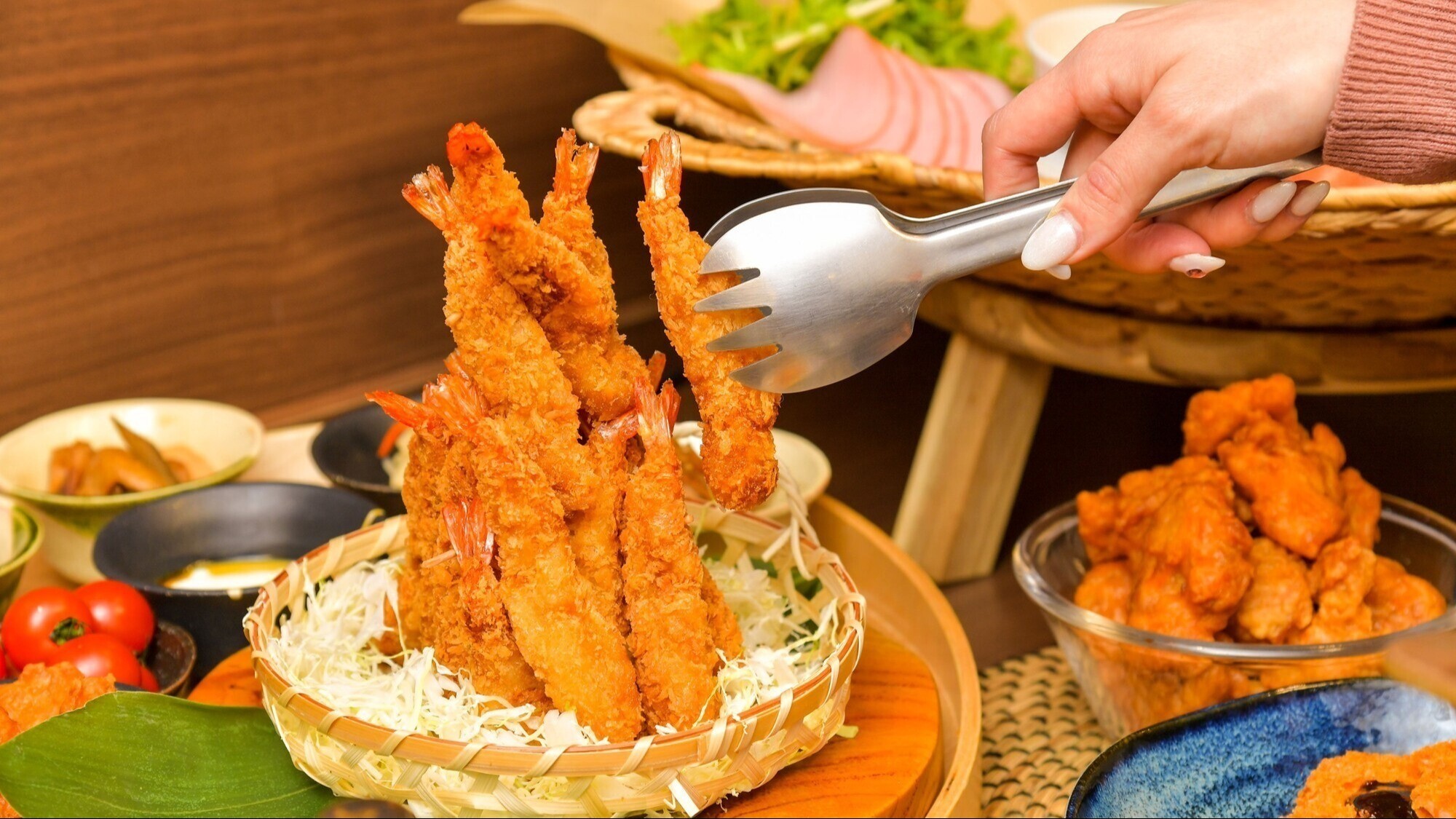 出たー！名古屋名物！エビフライ！サクぷり食感で朝からテンションUP！