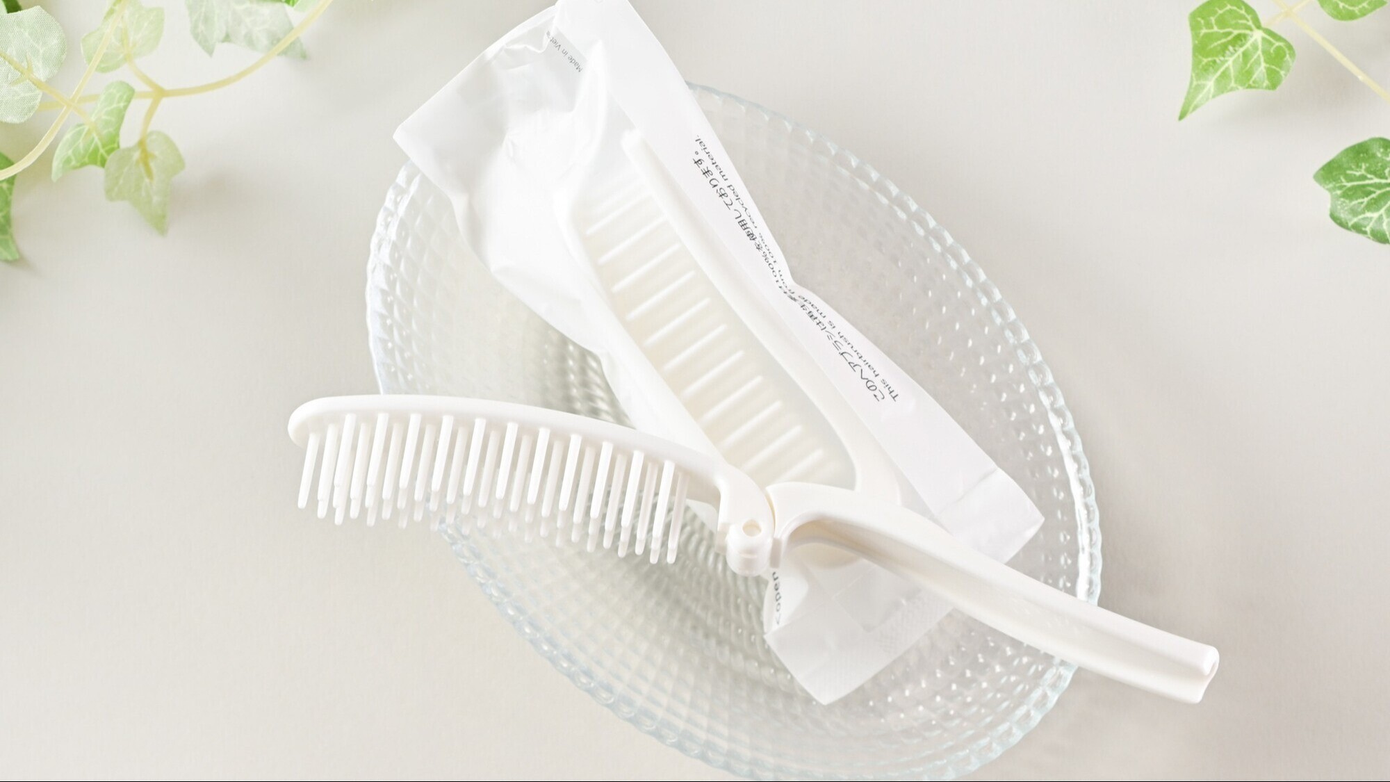 【アメニティBAR/1Fロビー】ヘアブラシ