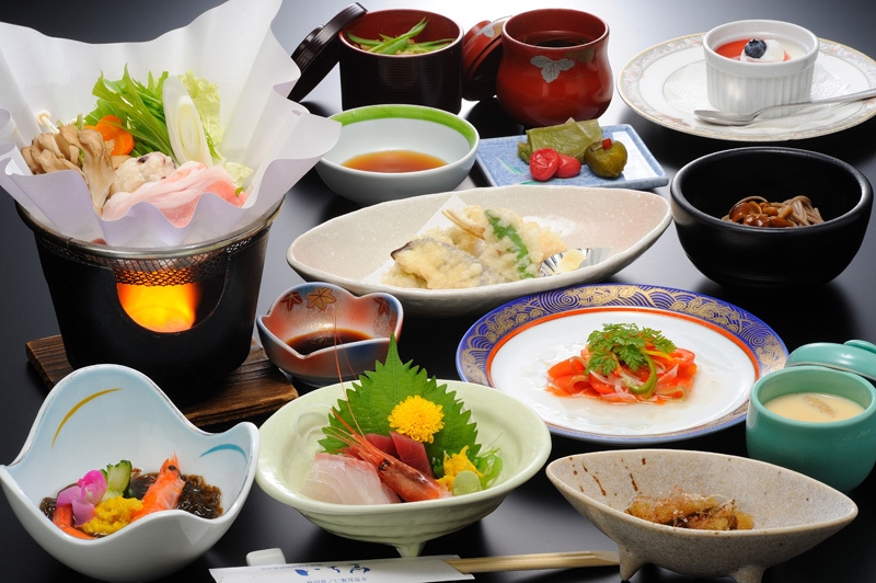 【天然岩牡蠣会席プラン】　極上の味覚！日本海の宝石を味わう贅沢ステイ　＜２食付＞
