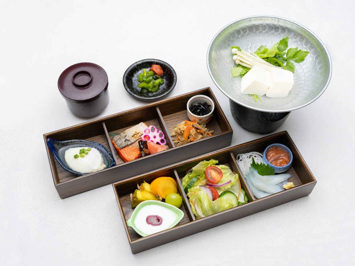 朝食