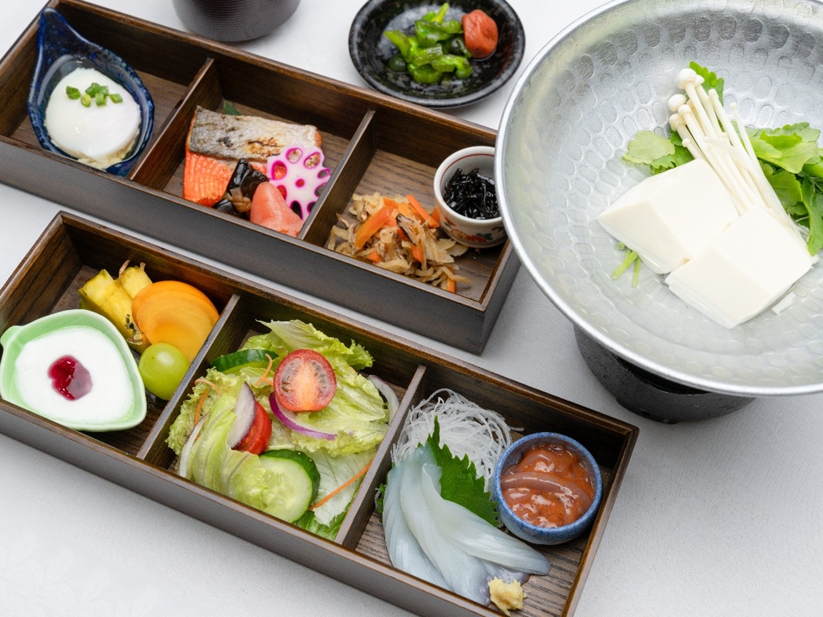朝食