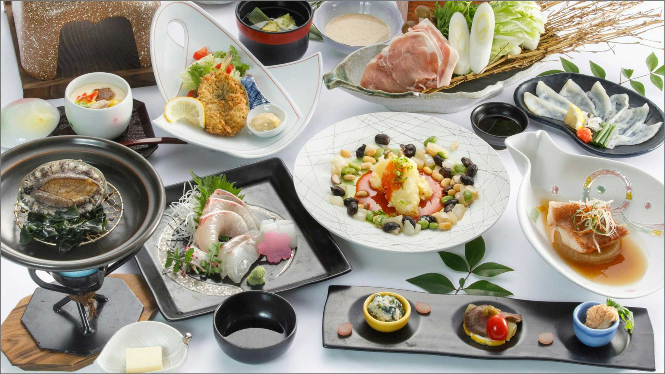 【彩りの味覚会席−春夏−】ふくとあわび、滋味あふれるお料理で心のこもったおもてなし
