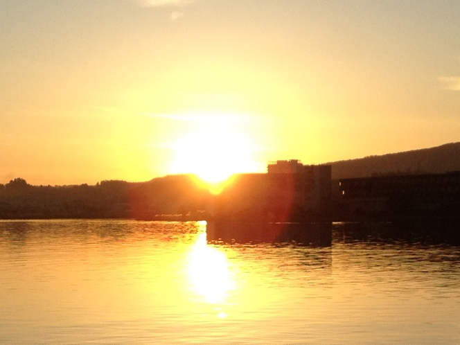 加茂湖の夕日