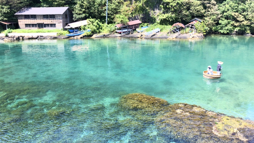 【たらい舟体験】佐渡島の青い海でまだ見ぬ絶景を…♪フォトジェニックな自然を満喫！［一泊二食付］