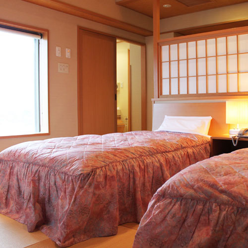 ■ Japanese-style twin room "402"