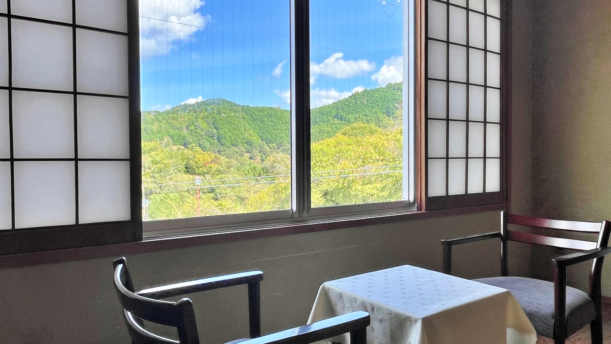 【東館（バス・トイレ付）】客室から眺望をお楽しみください