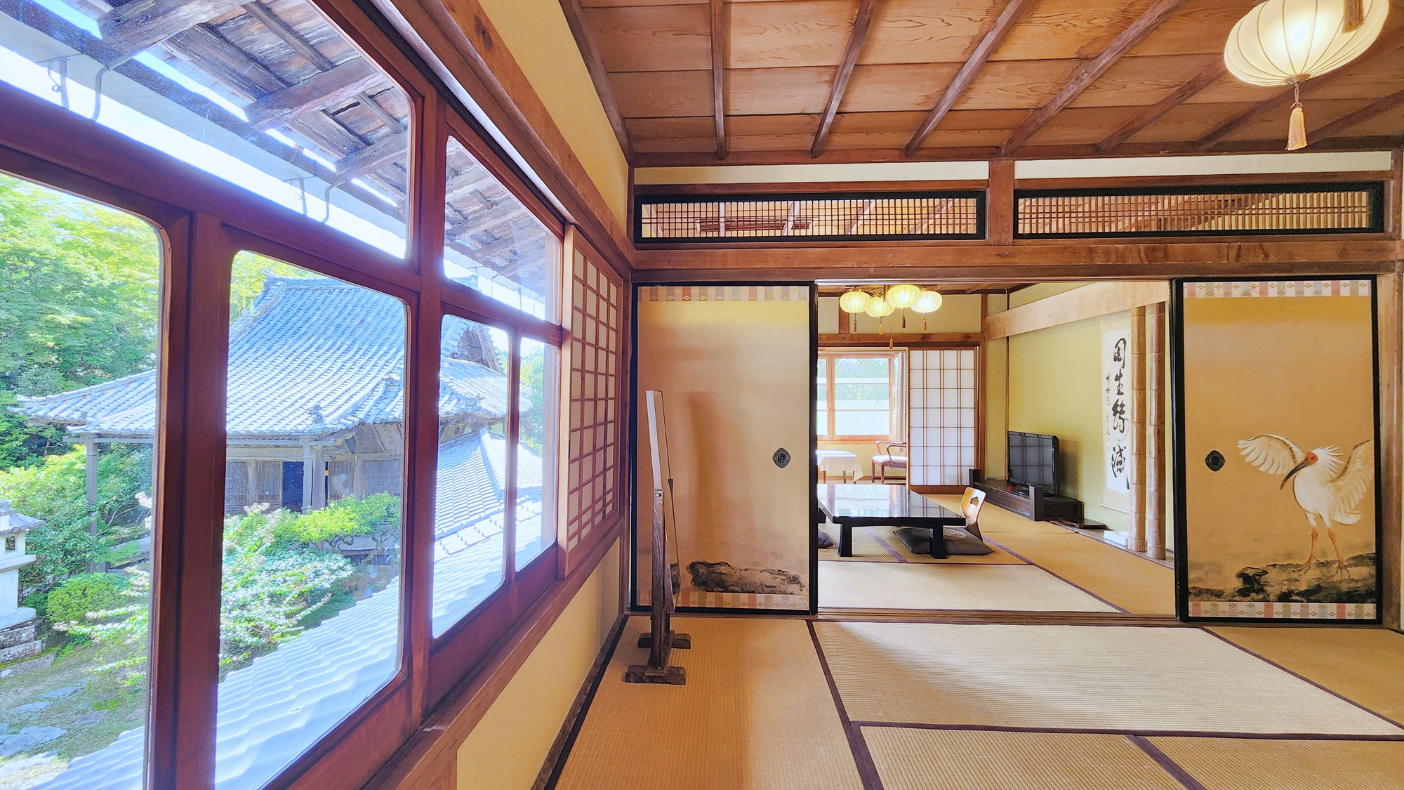 【本館（レトロ和室）】昭和の趣をお楽しみいただける客室です 