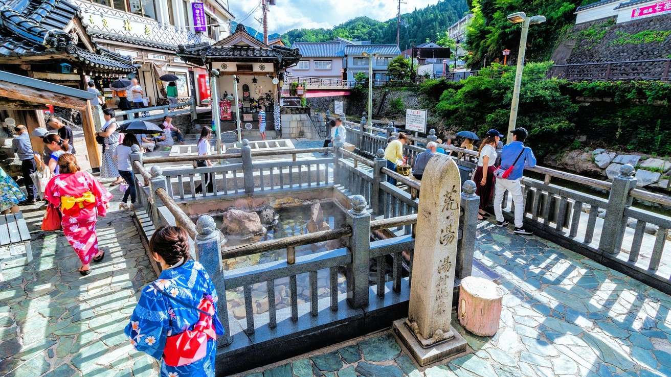 【温泉むすめ】湯村千代ちゃんプラン　お鍋が選べる「激アツ!」コース【ゆったり個室】