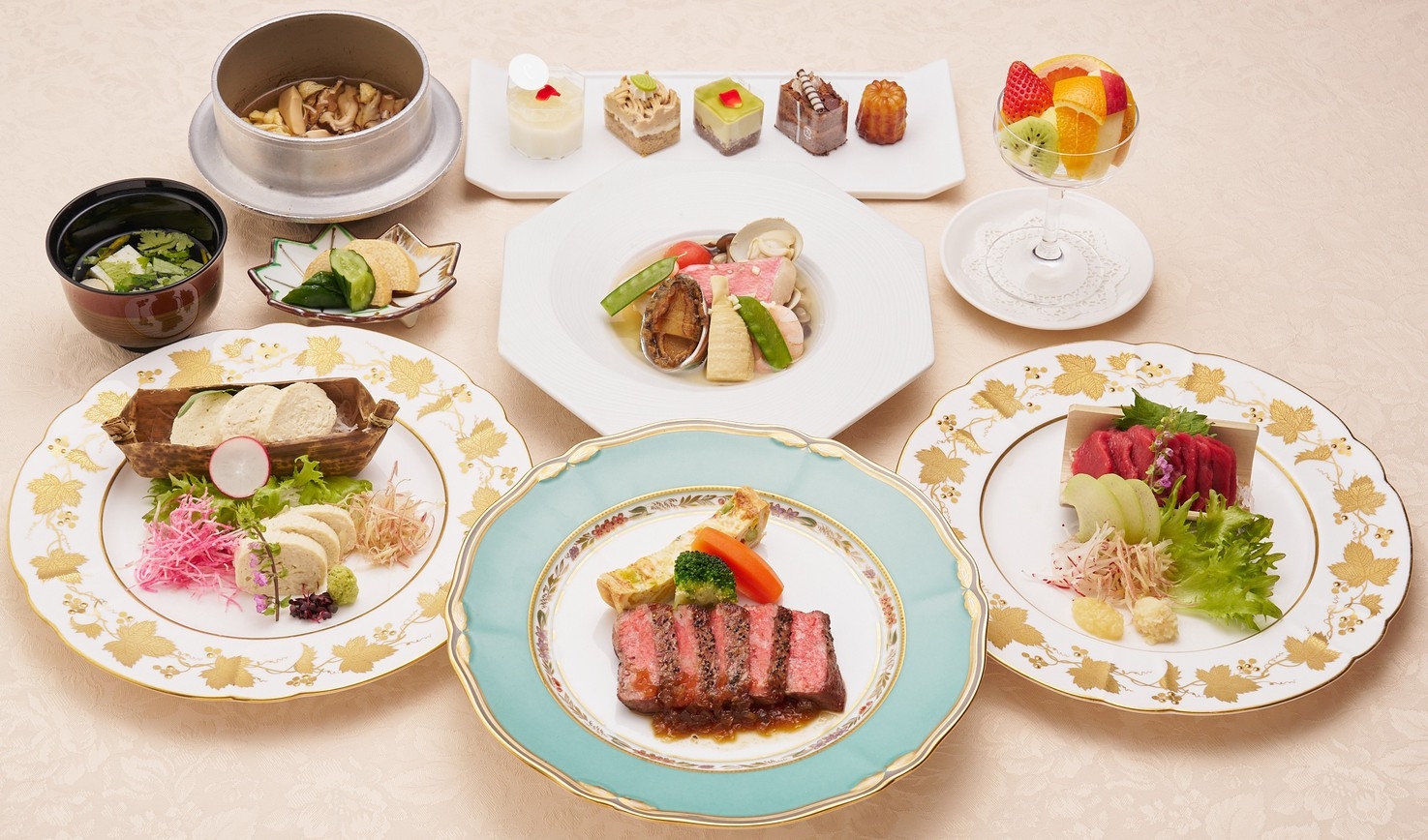 【10％OFF】【楽天スーパーSALE】食数限定★夕食甲州ワインビーフ付特選コースと温泉満喫♪2食付