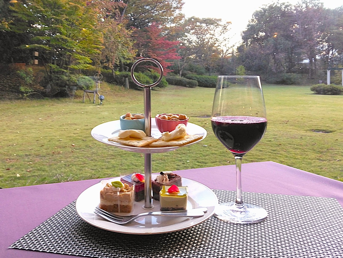 【1日5室限定】朝食付☆最上階ワインバーでのグラスワイン＆アミューズセット付♪気軽な温泉旅行