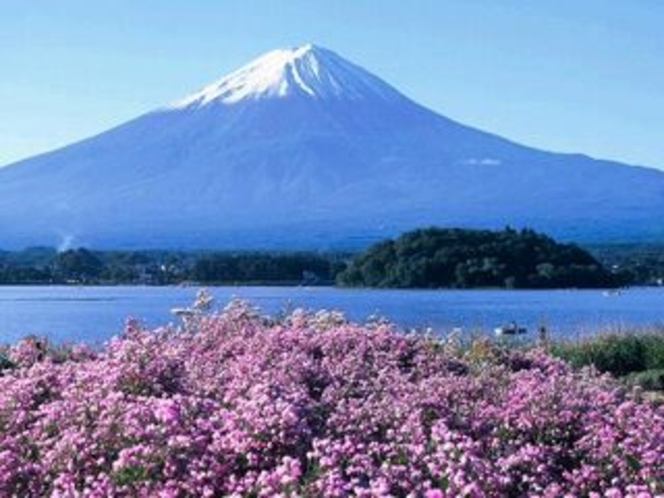 【世界文化遺産_富士山】富士五湖方面へはホテルから車で約35分