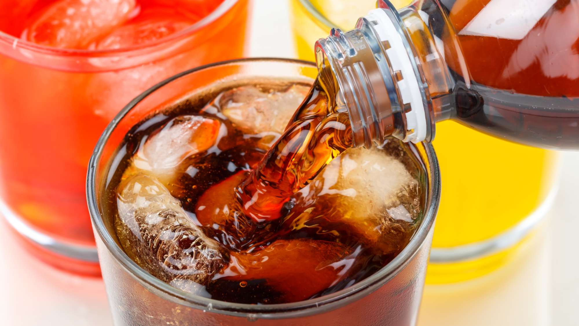 飲み放題はお酒だけでなく、ソフトドリンクやコーヒーもございます。