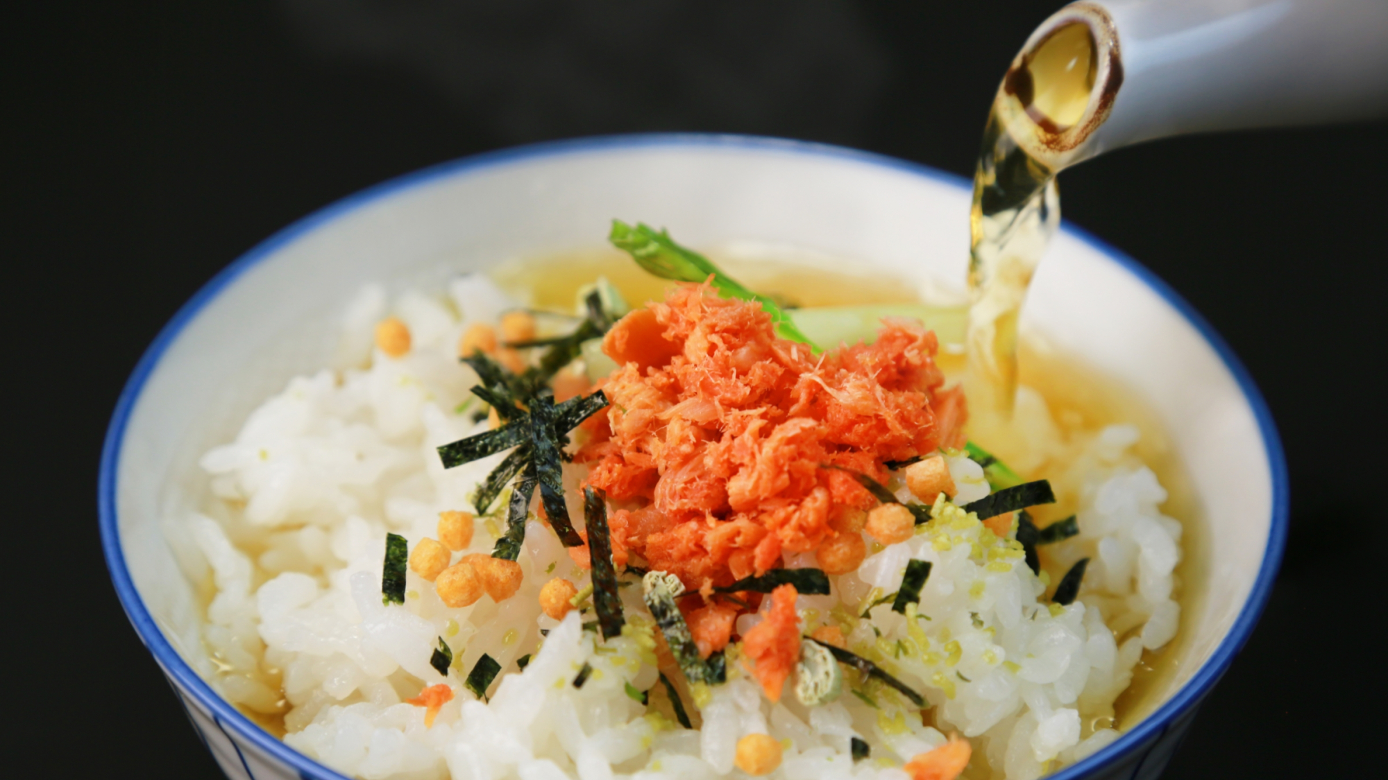 【朝食バイキング】お好きな具材を入れてお好みのお茶漬けをどうぞ（メニューは季節によって異なります）