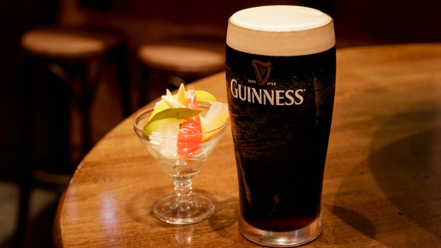 【Irish Pub THE HAKATA HARP】本格ギネスで乾杯♪