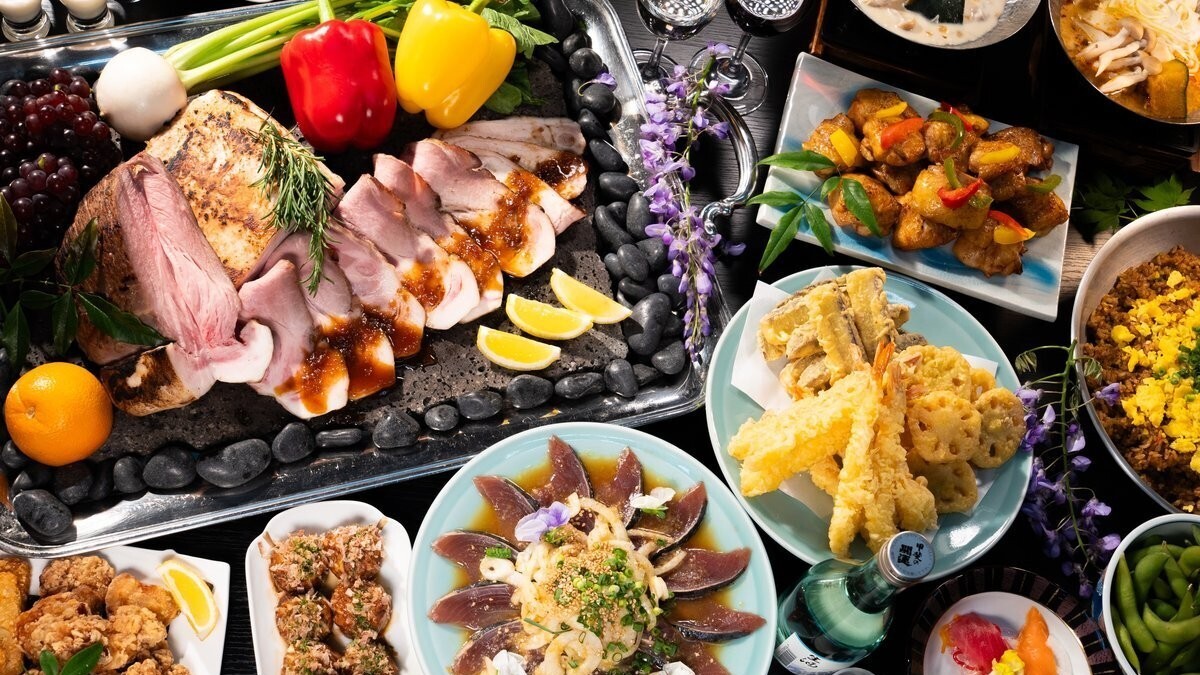 夕食ビュッフェ：メニュー一例