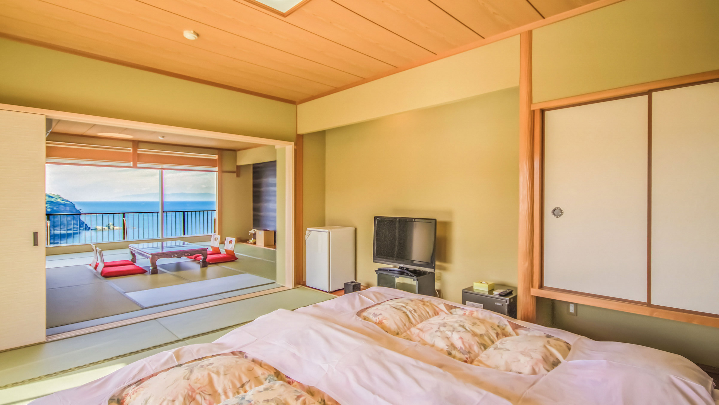 【二間部屋D】＜パノラマ角部屋＞絶景和洋室［15＋12帖］