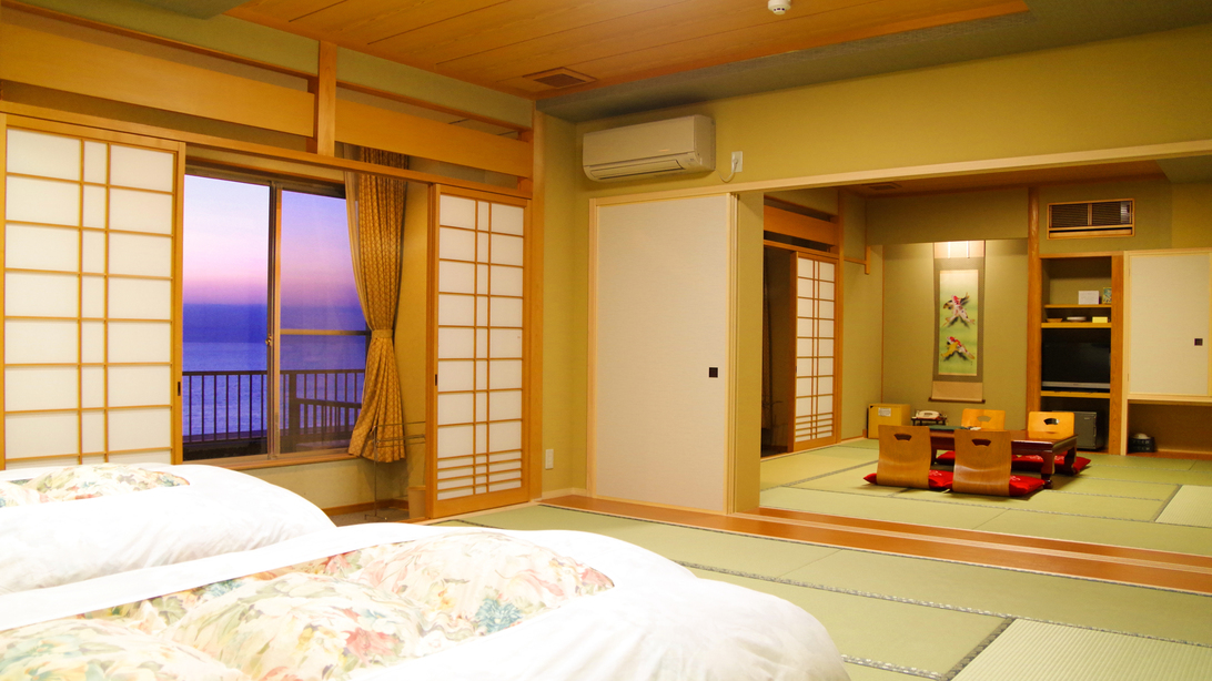 【二間部屋A】＜バルコニー付＞広々和室［12+12畳］