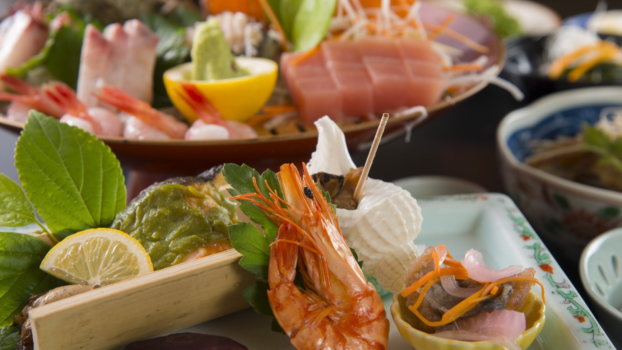 お造り桶盛とノドグロ付き