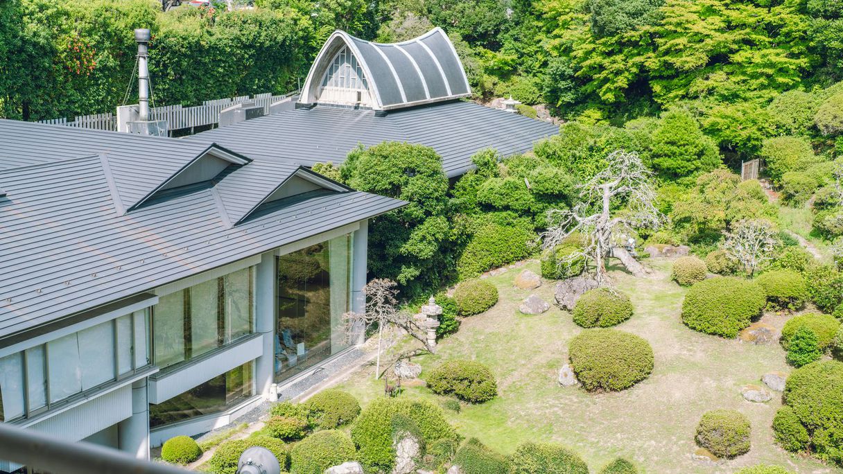 ＜禁煙＞プレミアム和ベッド12.5畳～Garden View～