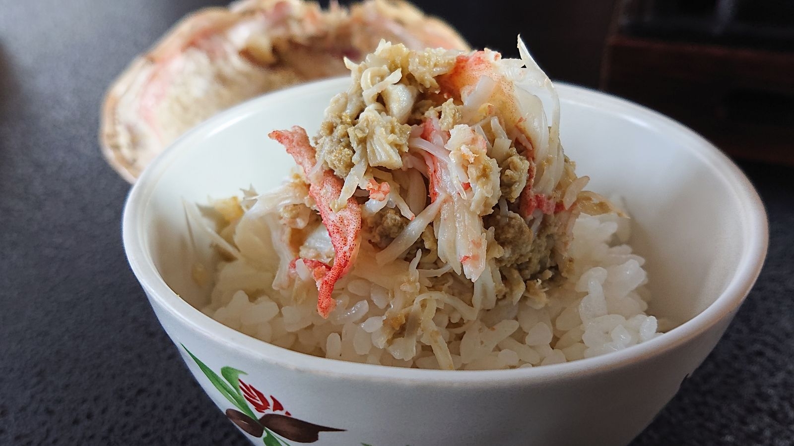冬の贅沢【タグ付き活松葉蟹】お一人様1杯ずつ「活松葉蟹丸々姿茹で」他、蟹刺し、焼き蟹、蟹御飯