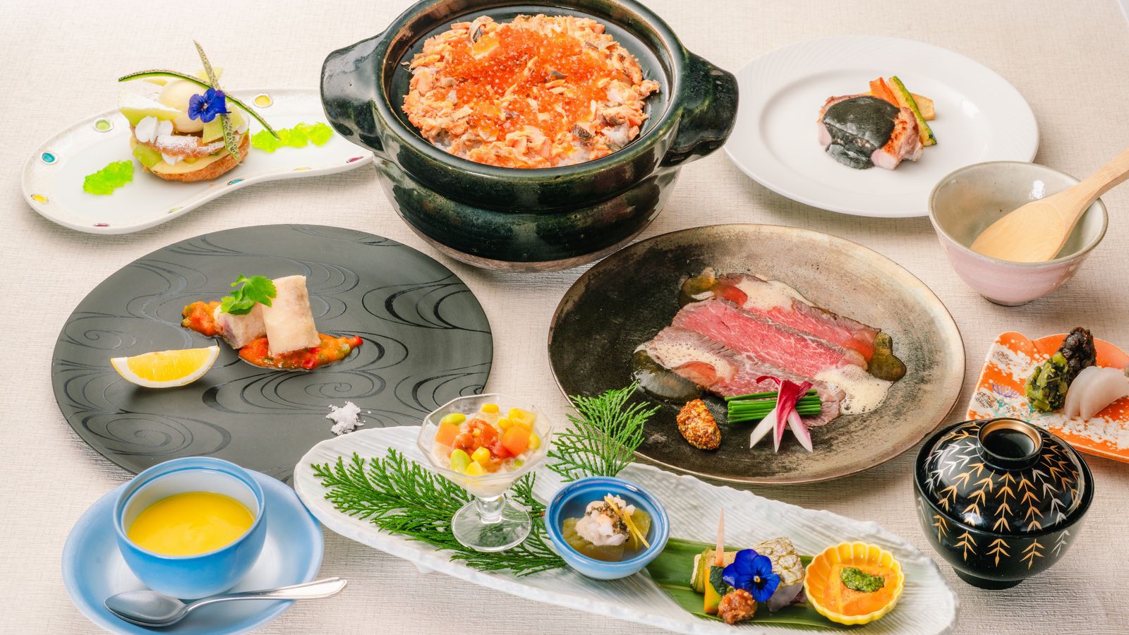 【夏】人気アメニティ付き！美肌の湯×女子旅プラン☆夕食は鮭といくらの土鍋ご飯＆メロンのパリブレスト等