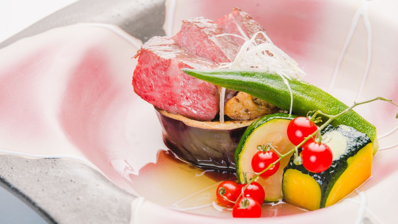 【楽天スーパーSALE】【夏】日本を代表する料理人“熊谷喜八”氏監修の一皿付き☆ワンランク上の会席