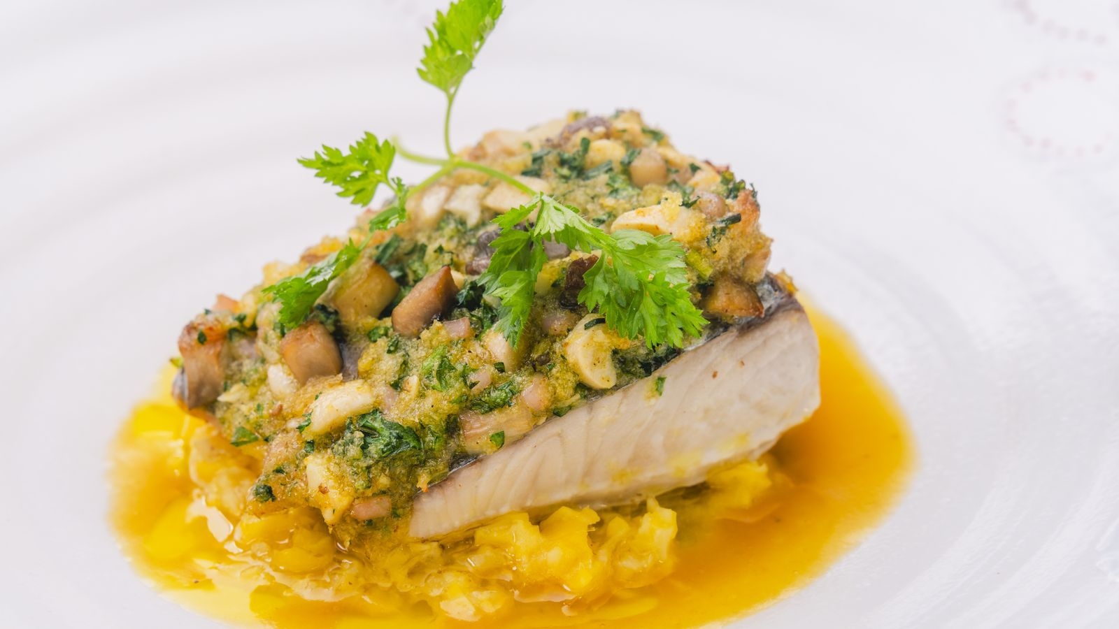 ＜50組様限定＞当館料理顧問・熊谷喜八ムッシューが直々に手掛ける春の饗宴！二夜限りの特別ディナー