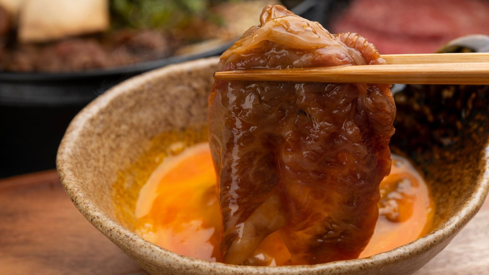 ＜お日にち限定☆グループでお得＞国産牛すき焼き会席　人数が増えるとさらにお得！