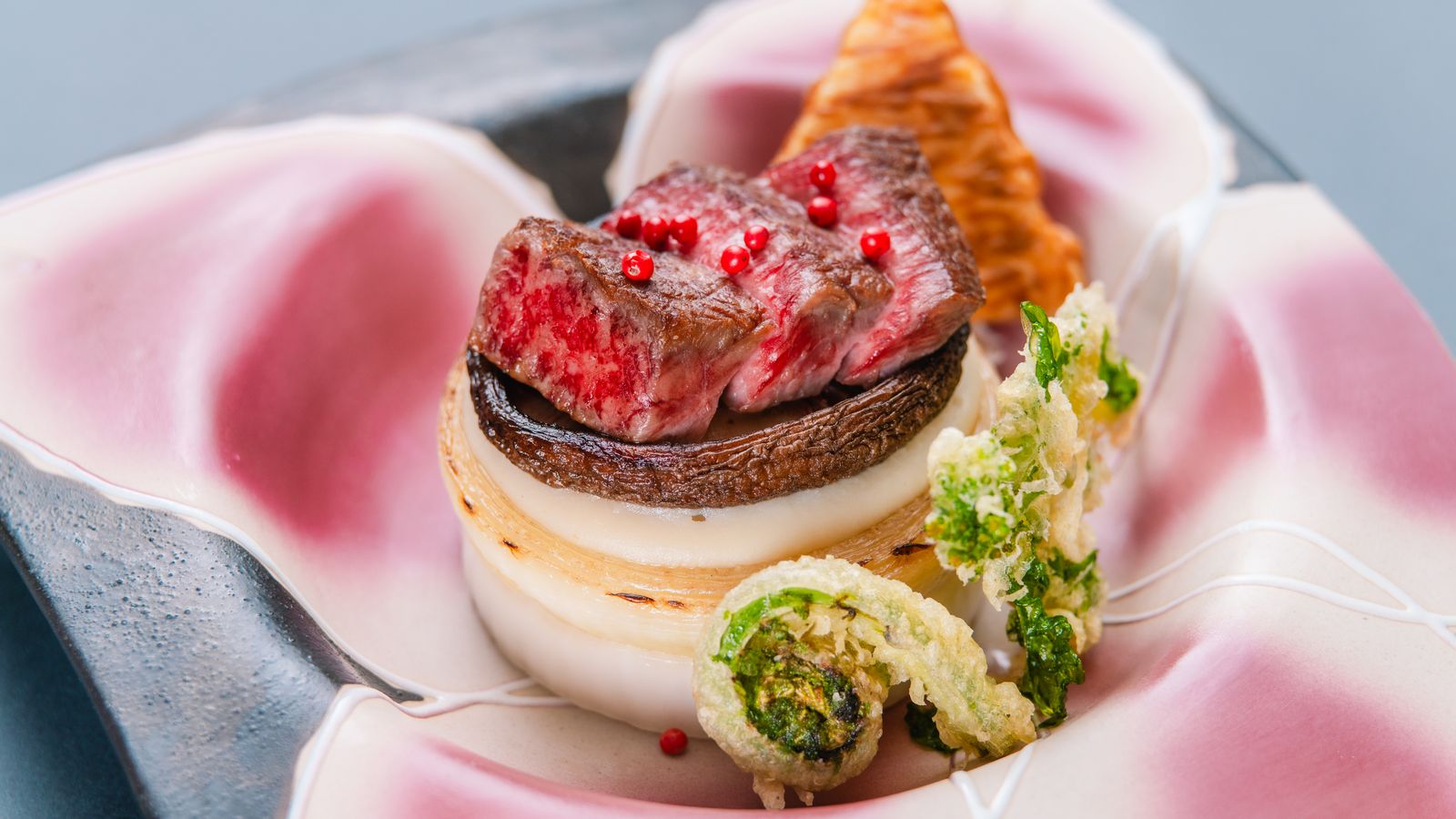 島根県産和牛ステーキと旬の焼き野菜